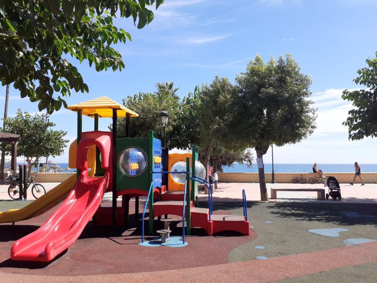 Centro Playa De Sabinillas Manilva Сан-Луїс-де-Сабінільяс Екстер'єр фото